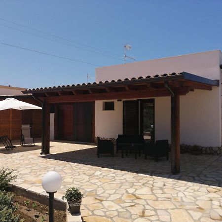 Casa Vacanze Dorotea Villa Valderice Exterior photo